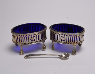 Lot 138 - A pair of George III silver salts