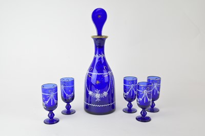 Lot 369 - A Georgian-style decanter with matching glasses, early 20th century