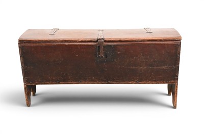 Lot 289 - A 17th century six-plank oak coffer