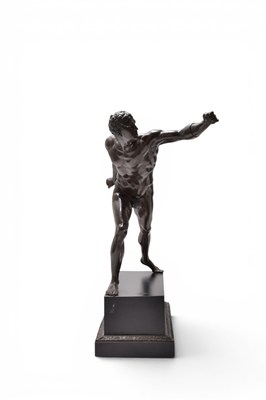 Lot 204 - A large bronze figure of the Borghese Gladiator