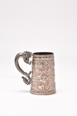 Lot 144 - A Chinese silver mug, circa 1890
