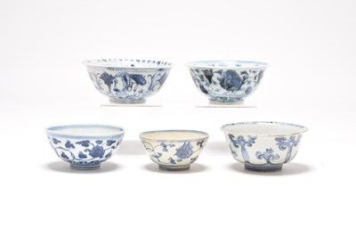 Lot 124 - Five Chinese blue and white bowls, Ming Dynasty