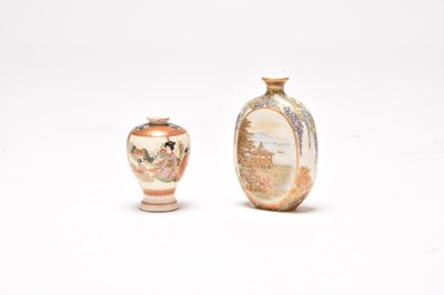 Lot 180 - Two small Japanese Satsuma vases, Meiji/Taisho era