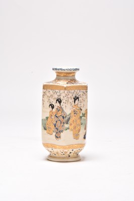 Lot 186 - A Japanese Satsuma vase, Meiji era