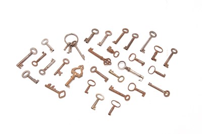Lot 231 - A group of 18th century and later iron warded keys